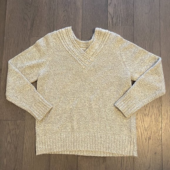 Christopher & Banks Petite Beige Woman Sweater Small V-Neck Collar Buttons - Picture 2 of 7